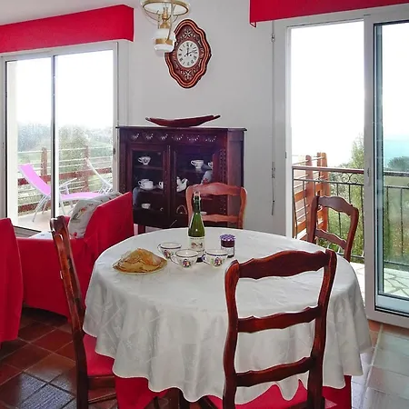 In Dream Location, Pink Granite Coast * Trébeurden
